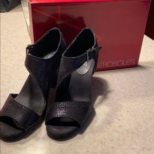 Aerosoles black heels
